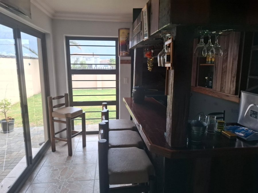 3 Bedroom Property for Sale in Fairview Golf Estate Western Cape